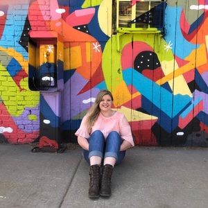 Meet your Posher, Gaby